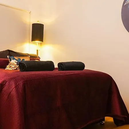 Tower L 3 Bed Sleeps 5 L Free Parking) Apartament York