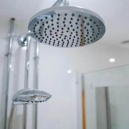 شقة Tower L 3 Bed Sleeps 5 L Free Parking) *