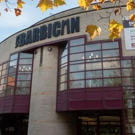 شقة Tower L 3 Bed Sleeps 5 L Free Parking) يورك